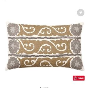 Pottery Barn Embroidered Suzani Lumber COVER